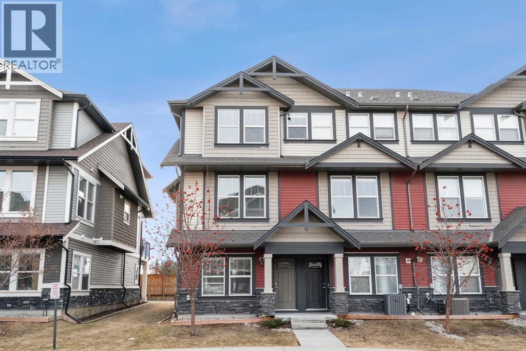 2001, 280 Williamstown Close NW