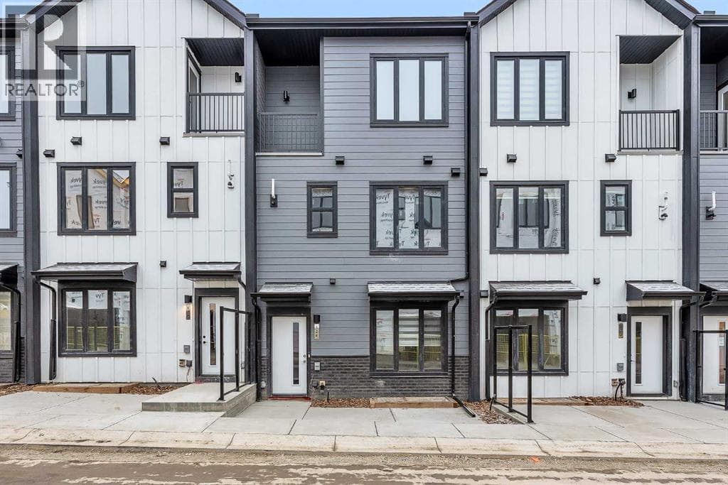 124 Arbour Lake Court  NW