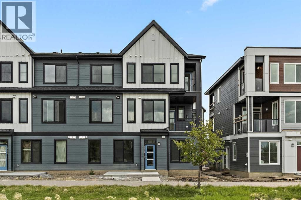 1104, 60 Howse Lane