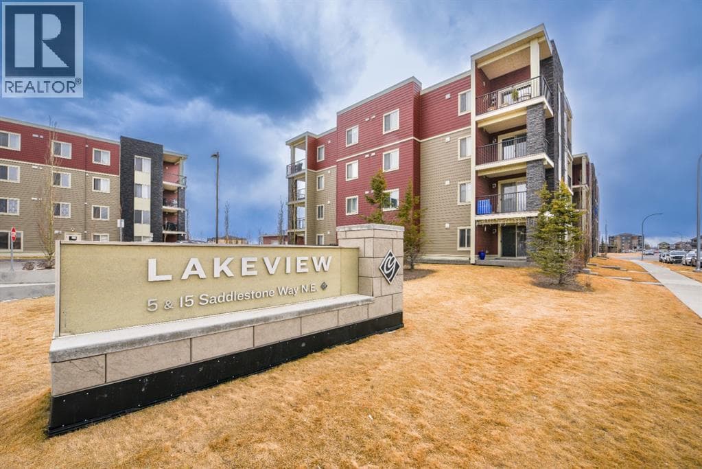 302, 5 Saddlestone Way NE