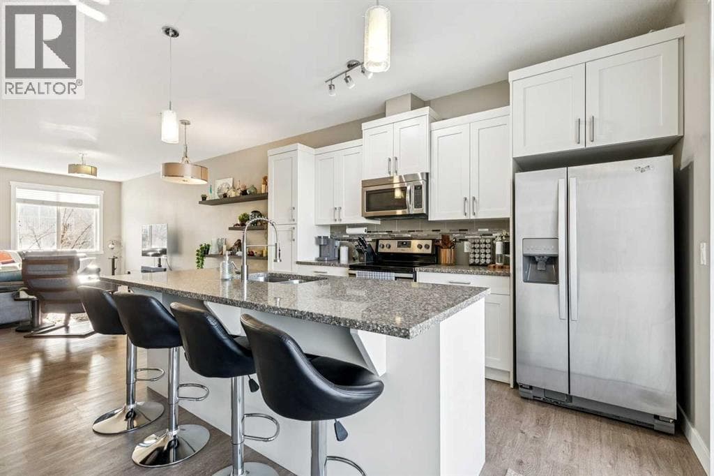 605 Evanston Manor NW