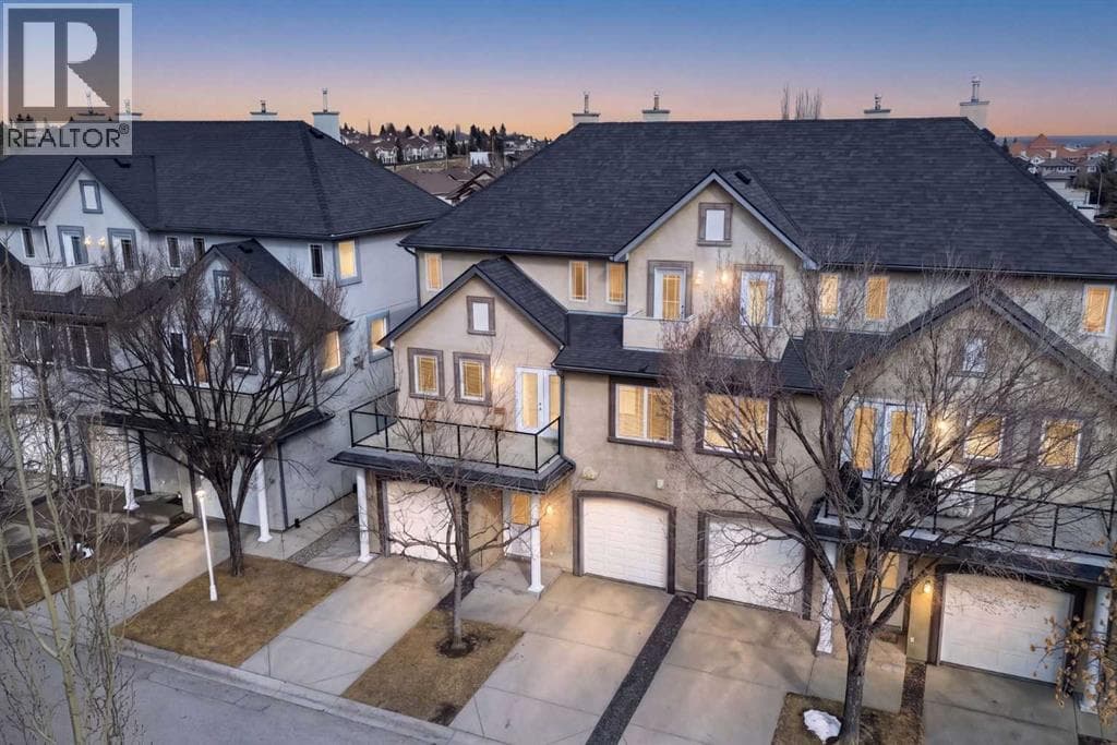 34 Simcoe Place SW