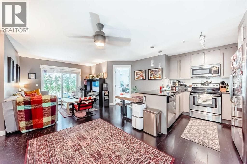 2307, 11 Mahogany Row SE