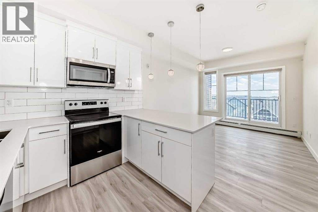 2406, 15 Skyview Point Crescent