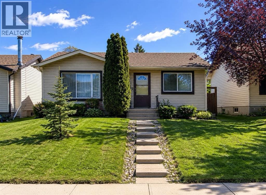 127 Falshire Way NE