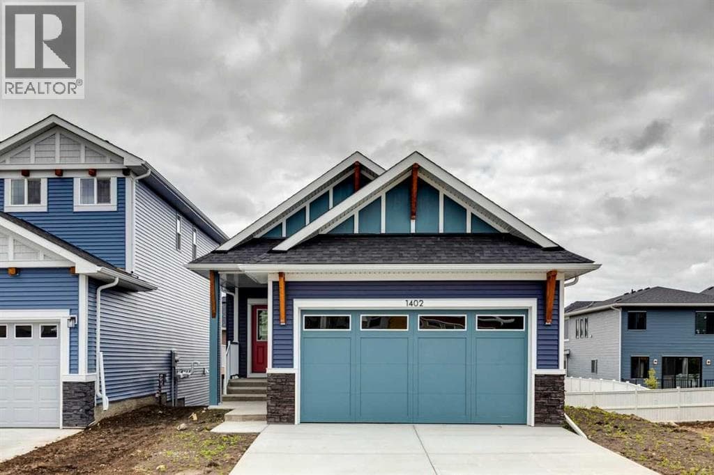 1402 Bayview Crescent SW