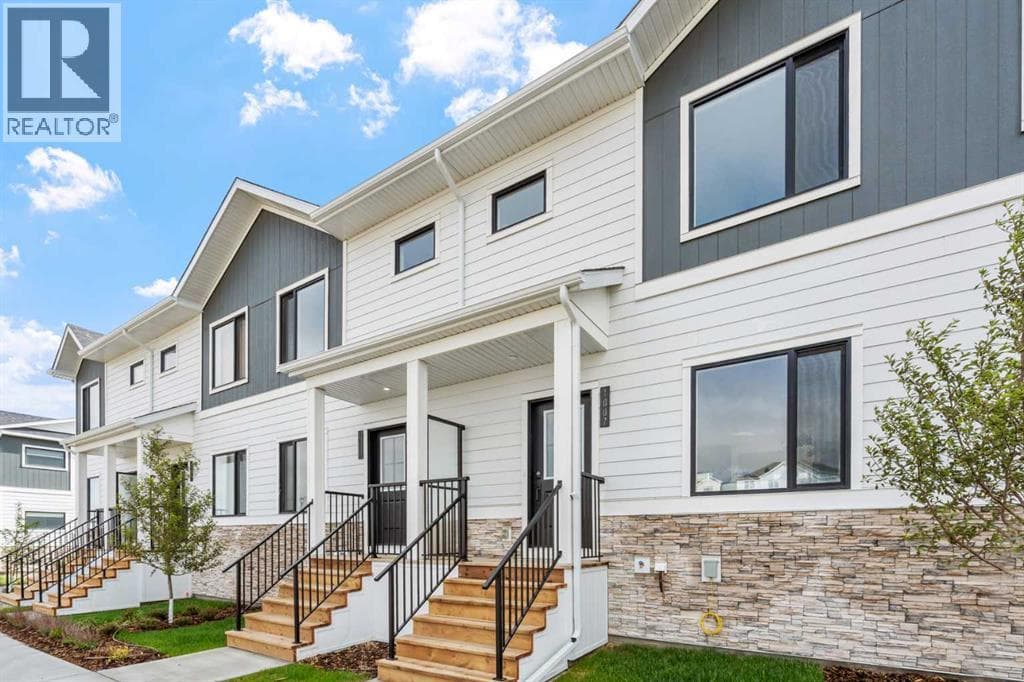 1007, 25 Wildwoods Court SW