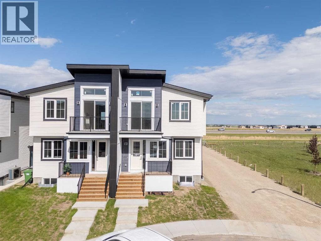 196 Saddlelake Manor NE