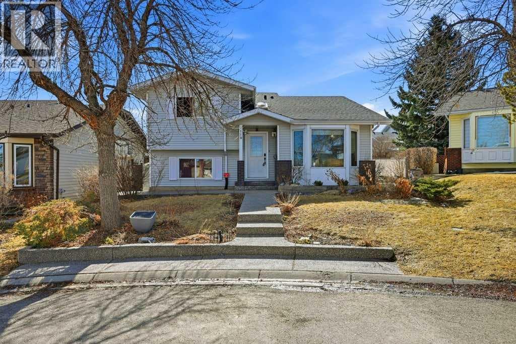 119 Macewan Meadow Way NW