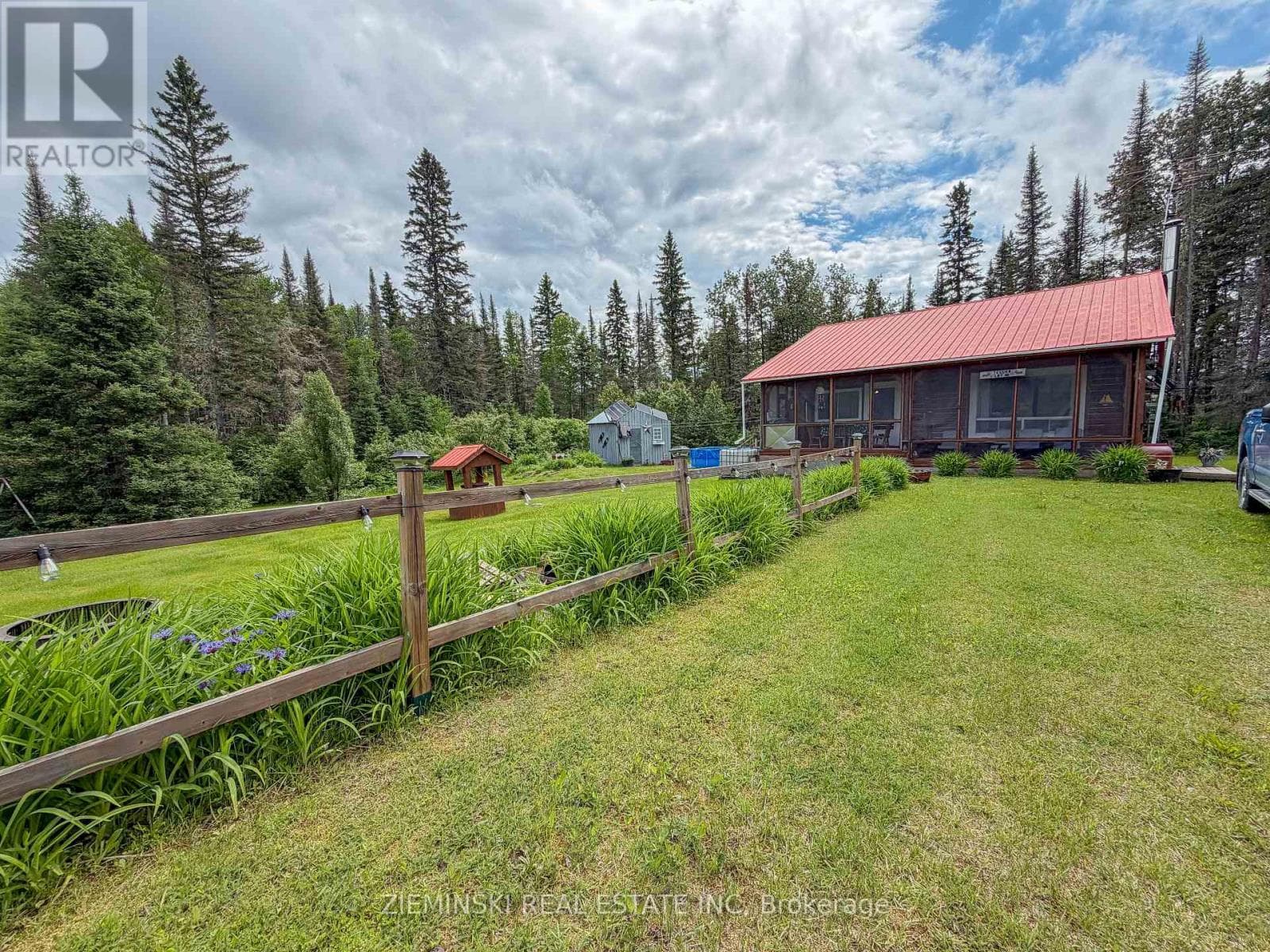 22 RAPIDS AVENUE