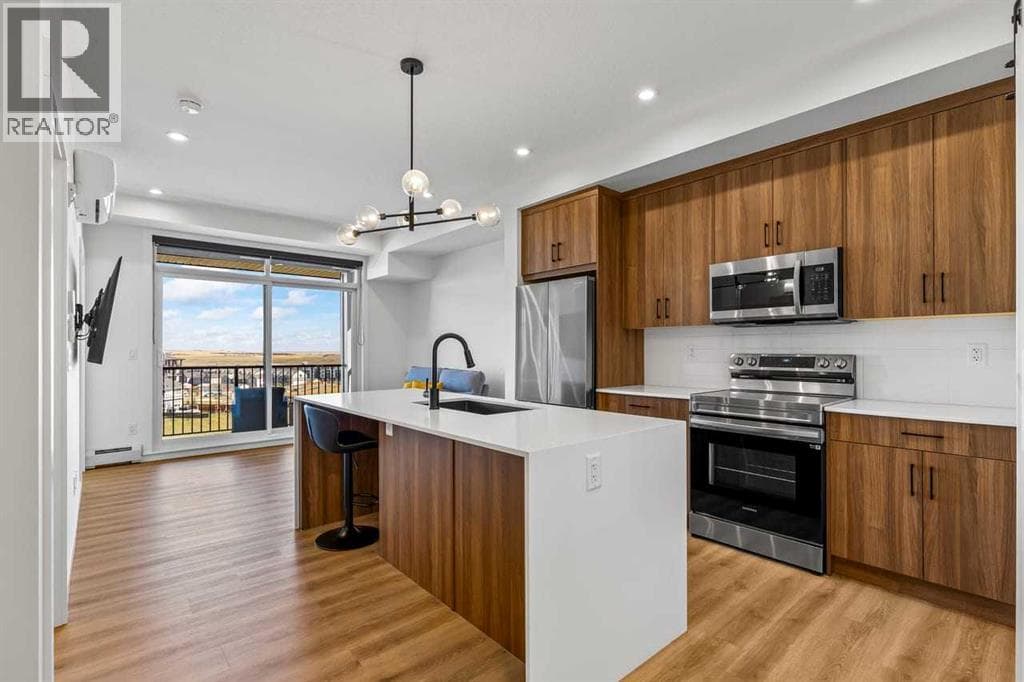 404, 50 Sage Hill Walk NW