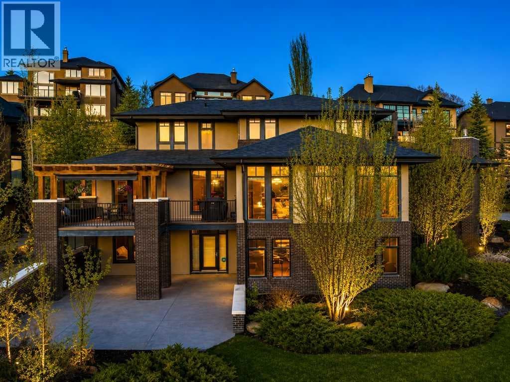16 Spring Valley Way SW