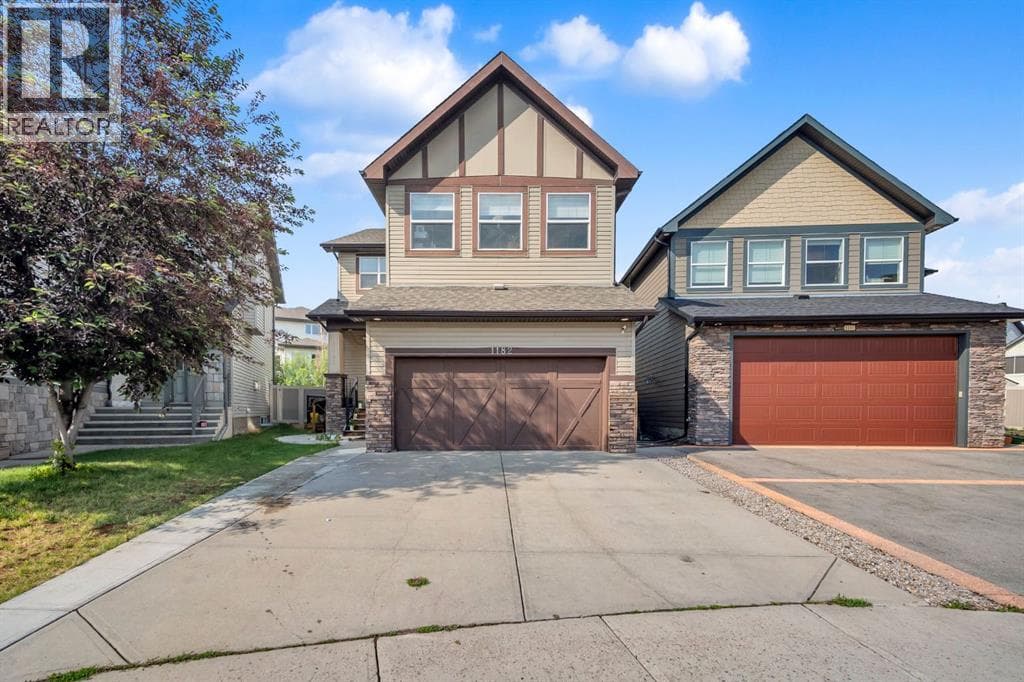 1182 Kingston Crescent SE