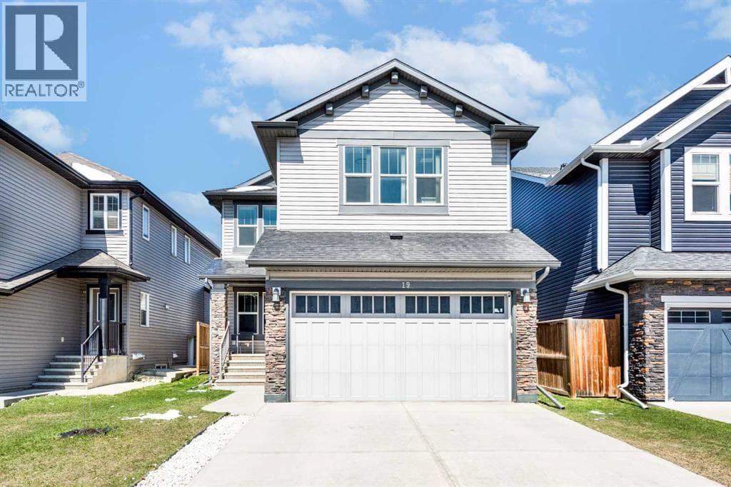 19 Skyview Ranch Crescent NE