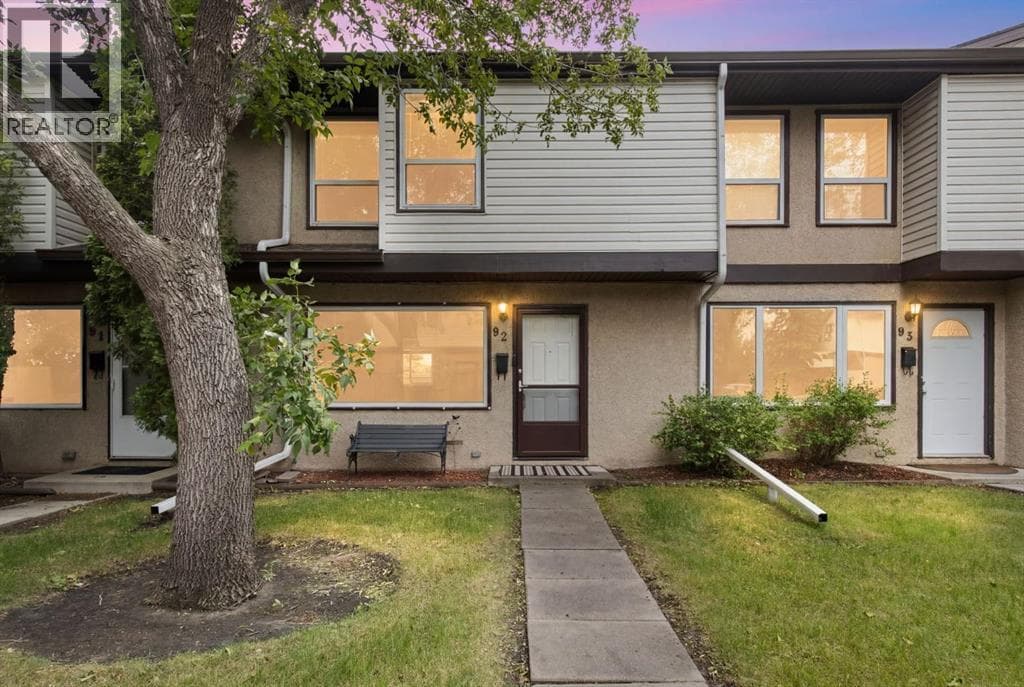 92, 630 Sabrina Road SW