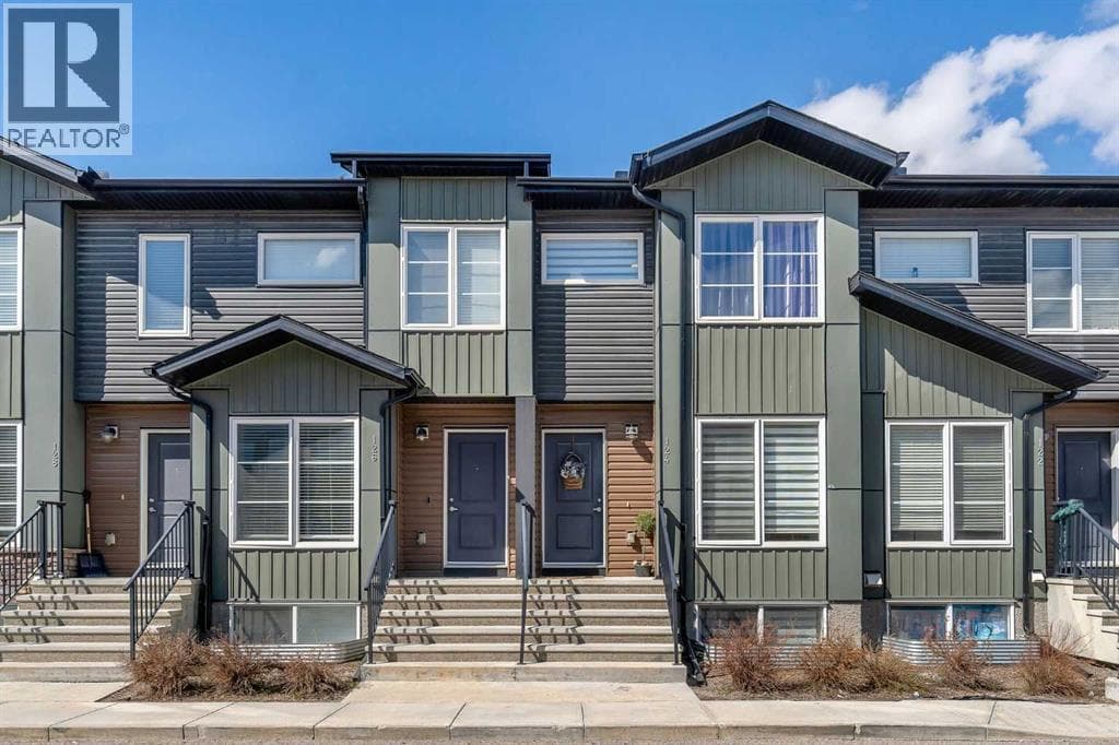 124, 31 Red Embers Parade NE