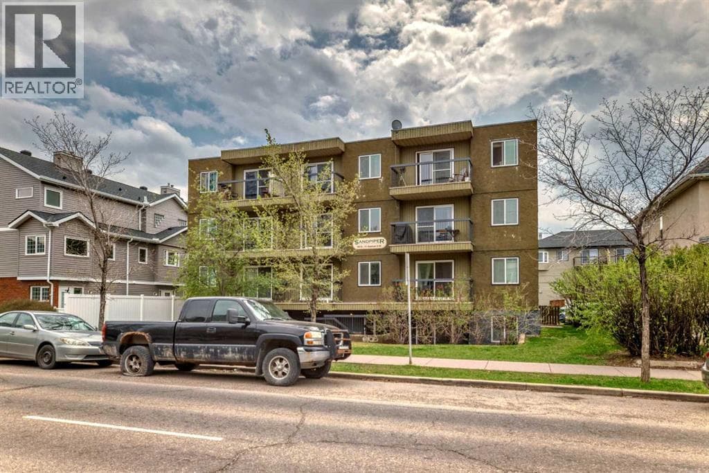 202, 1613 11 Avenue SW