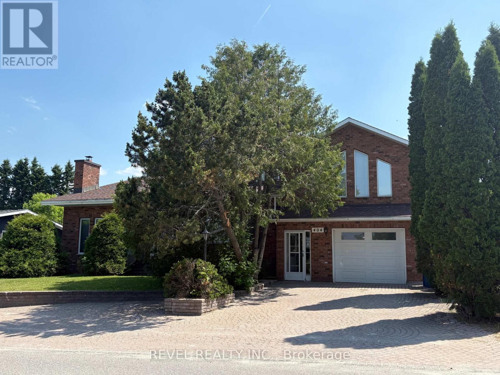 404 THIRTEENTH AVENUE