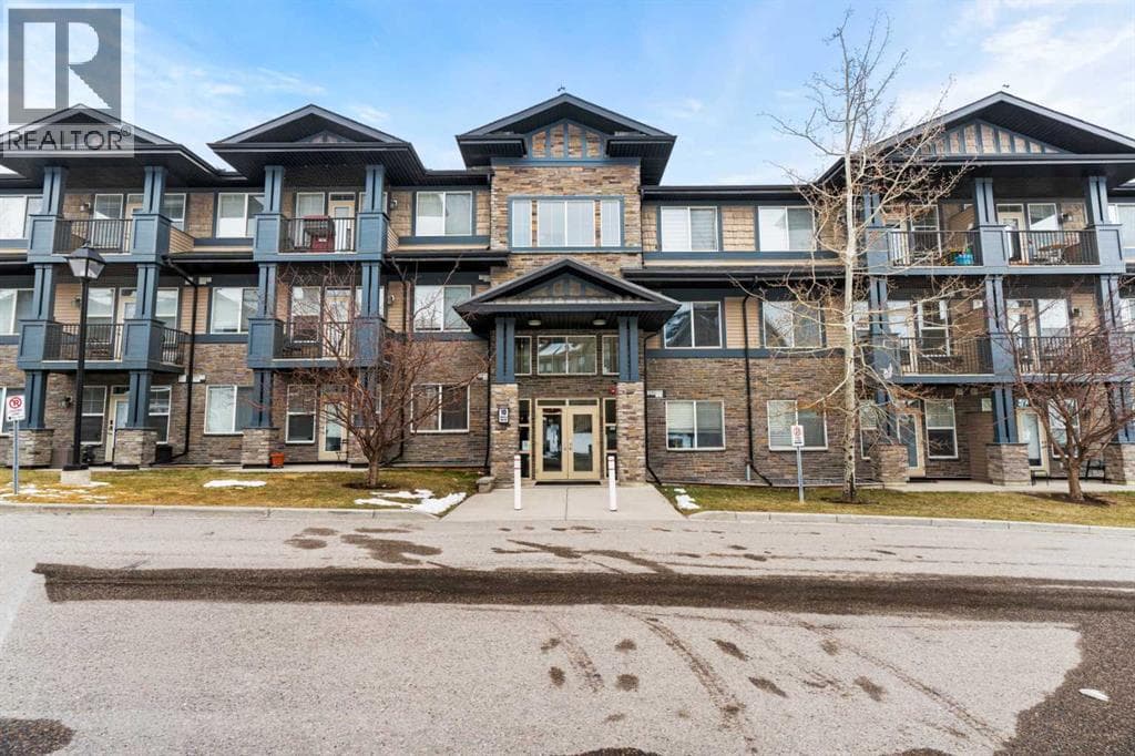 212, 10 Panatella Road NW