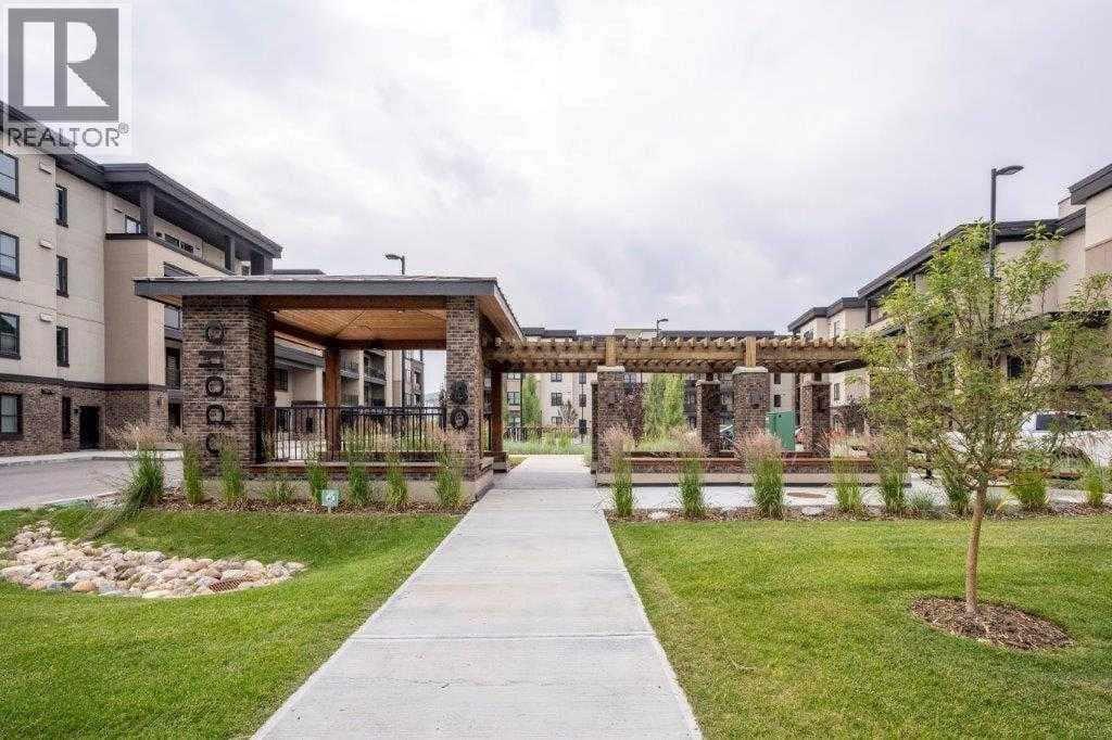 3103, 80 Greenbriar Place NW