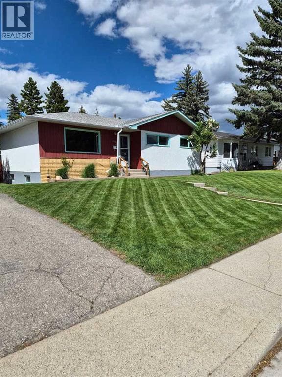126 Springwood Drive SW