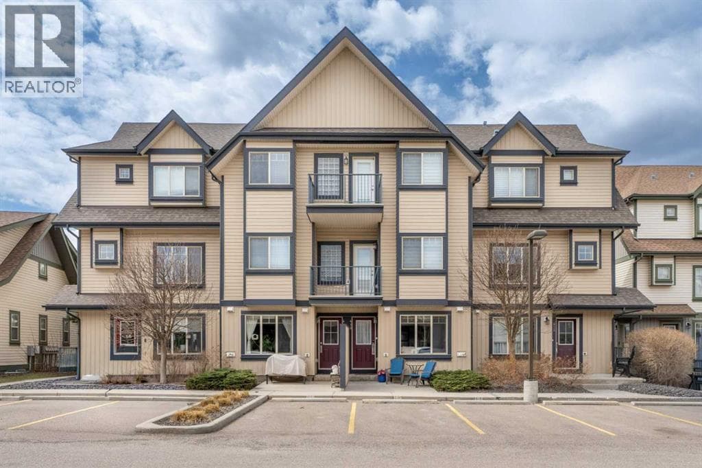 410, 121 Copperpond Common SE