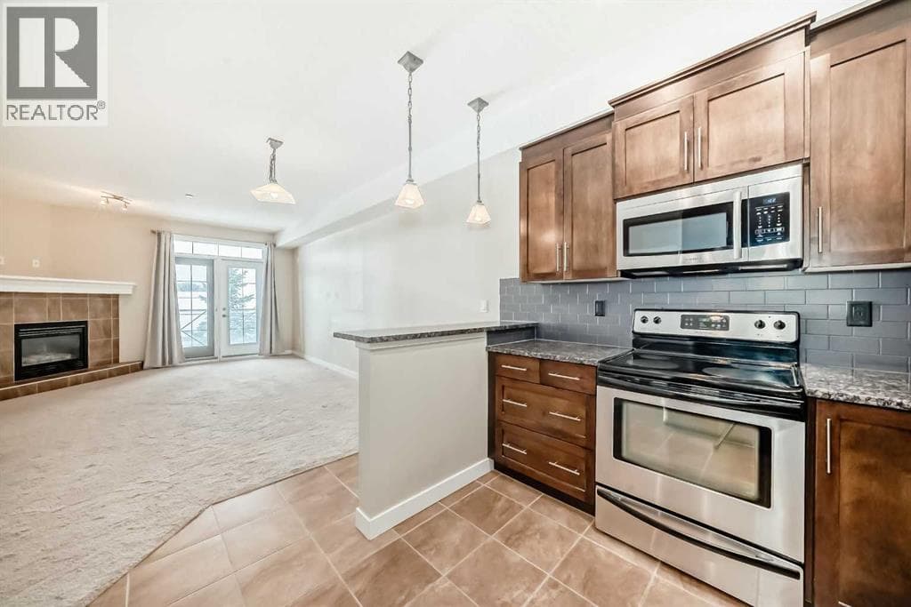 206, 1005B Westmount Drive