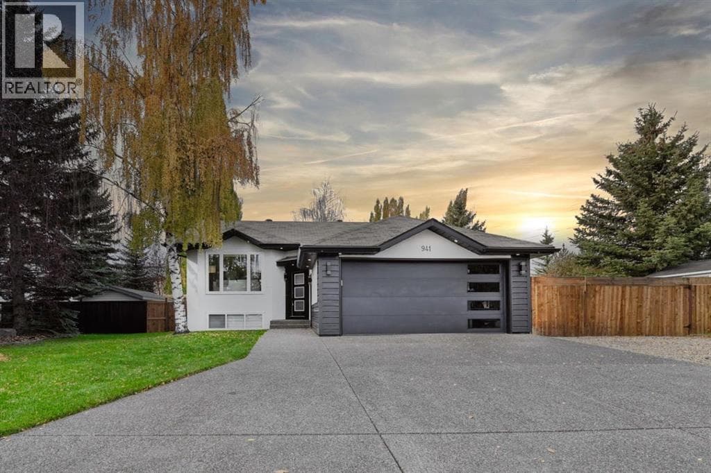 941 west chestermere Drive