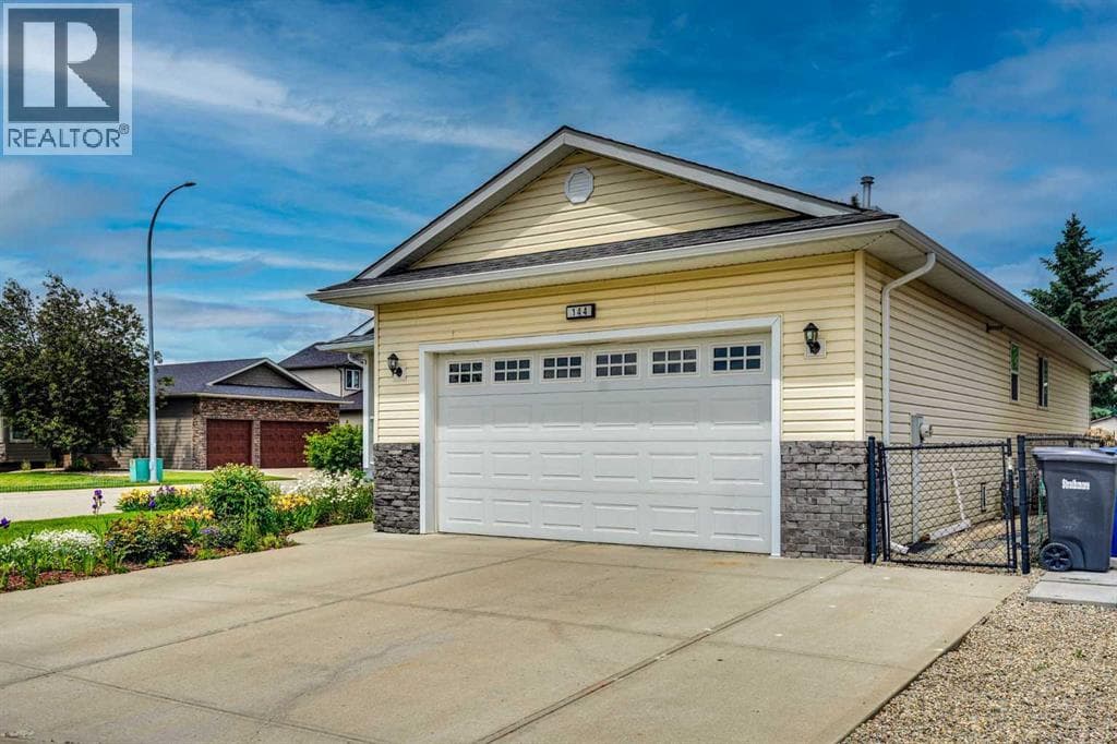 144 Hillcrest Cape