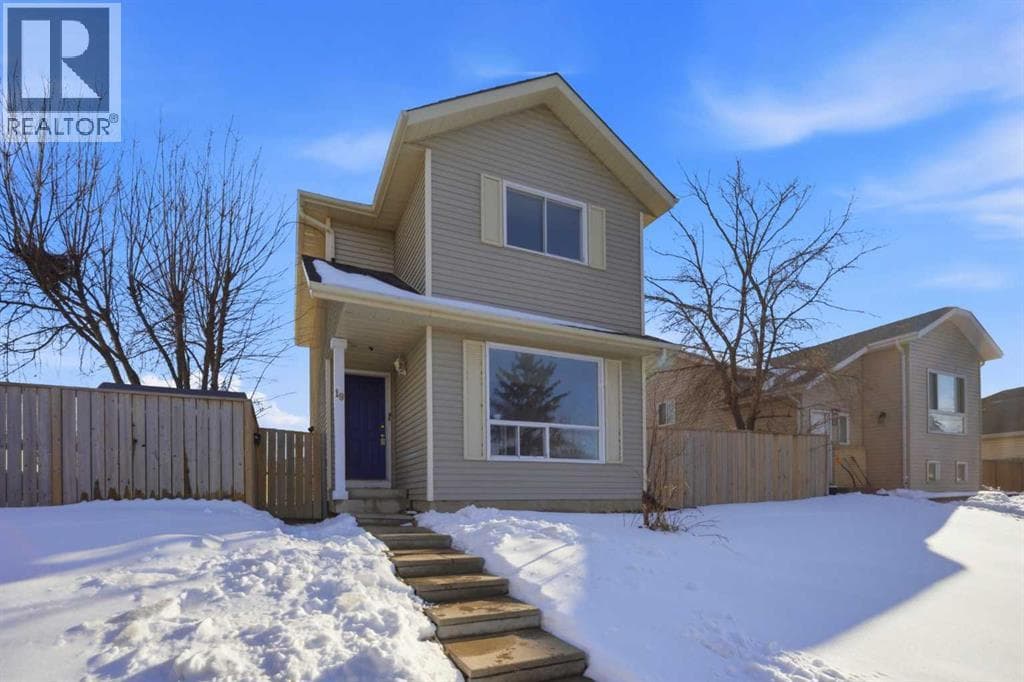 19 Appletree Close SE