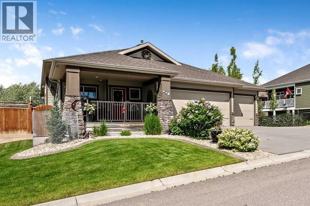 444 Seclusion Valley Drive NE