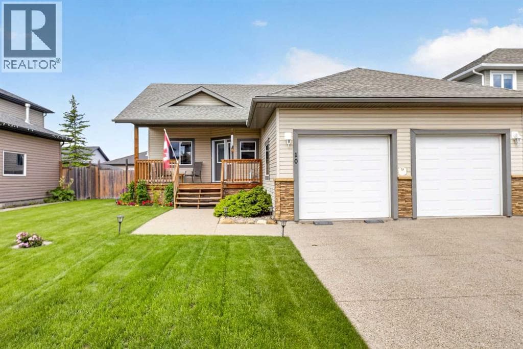 10 Vantage Crescent