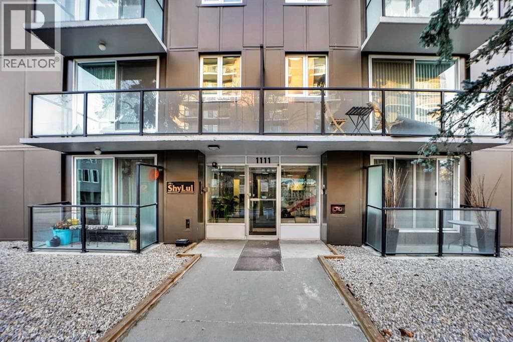 204, 1111 15 Avenue SW