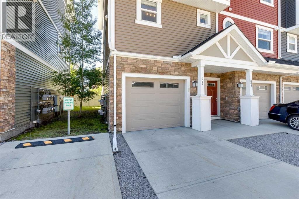 606, 1225 Kings Heights Way SE