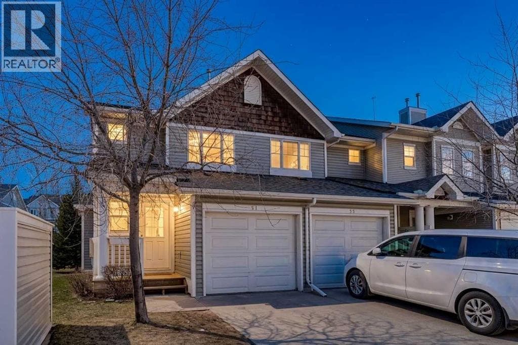 51 Country Village Villas NE