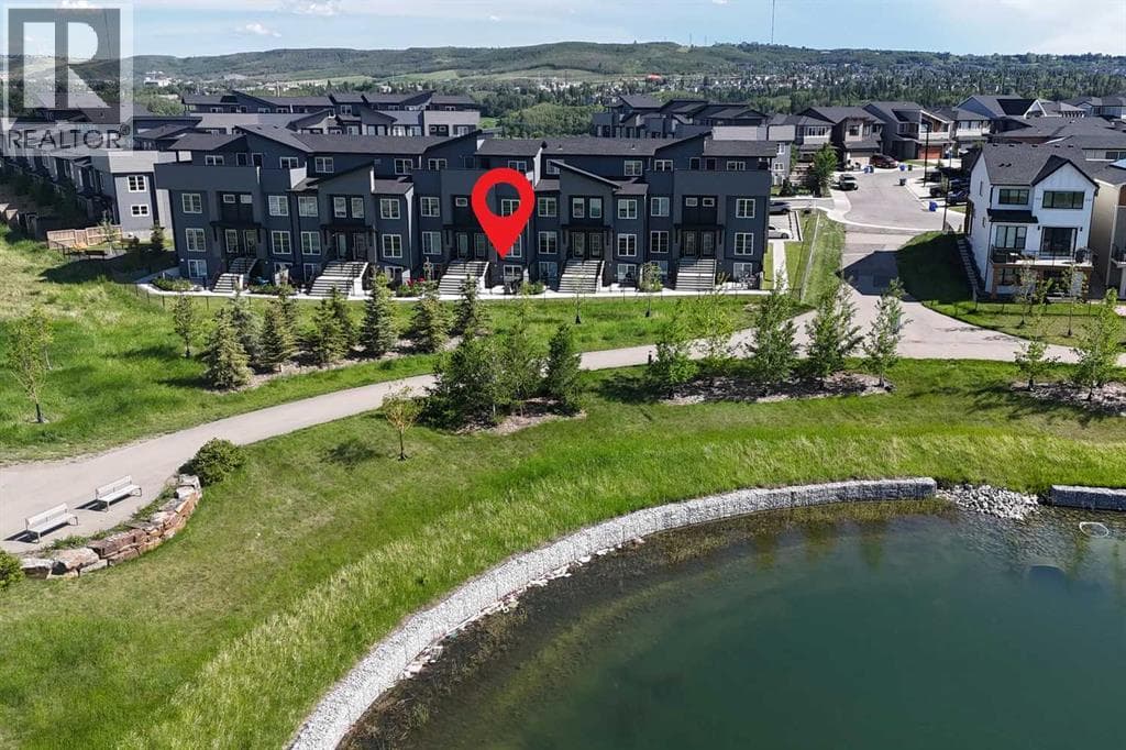 412, 260 Rowley Way NW