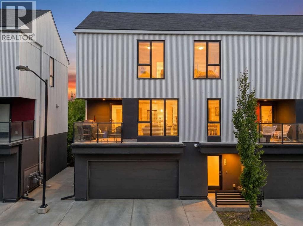 105 Bow Grove NW