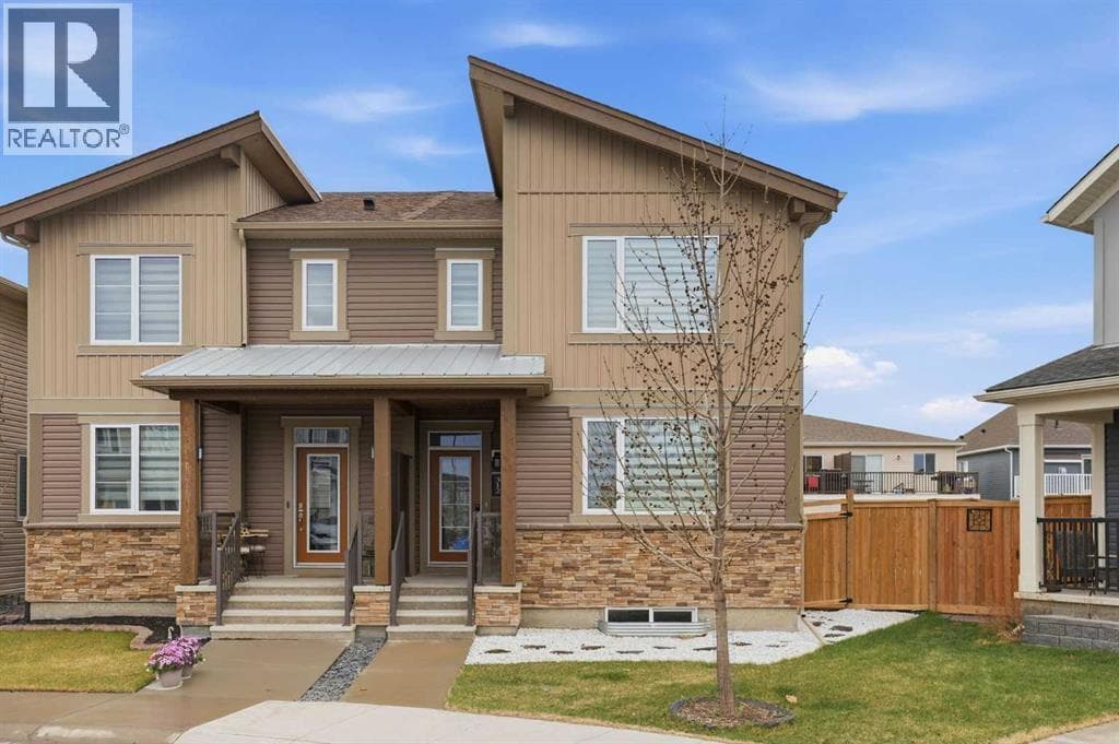 312 Carrington Way NW