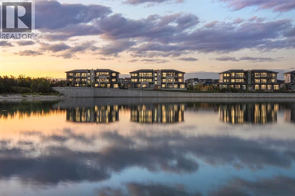 202, 140 Marina Cove SE