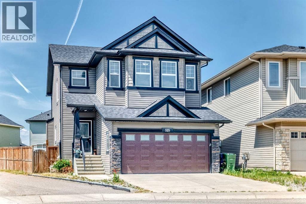 325 Evanspark Gardens NW