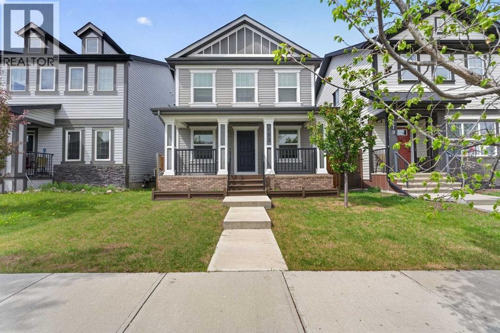 183 Copperpond Street SE