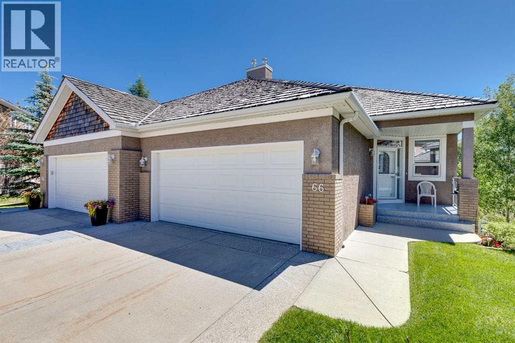 66 Royal Manor NW