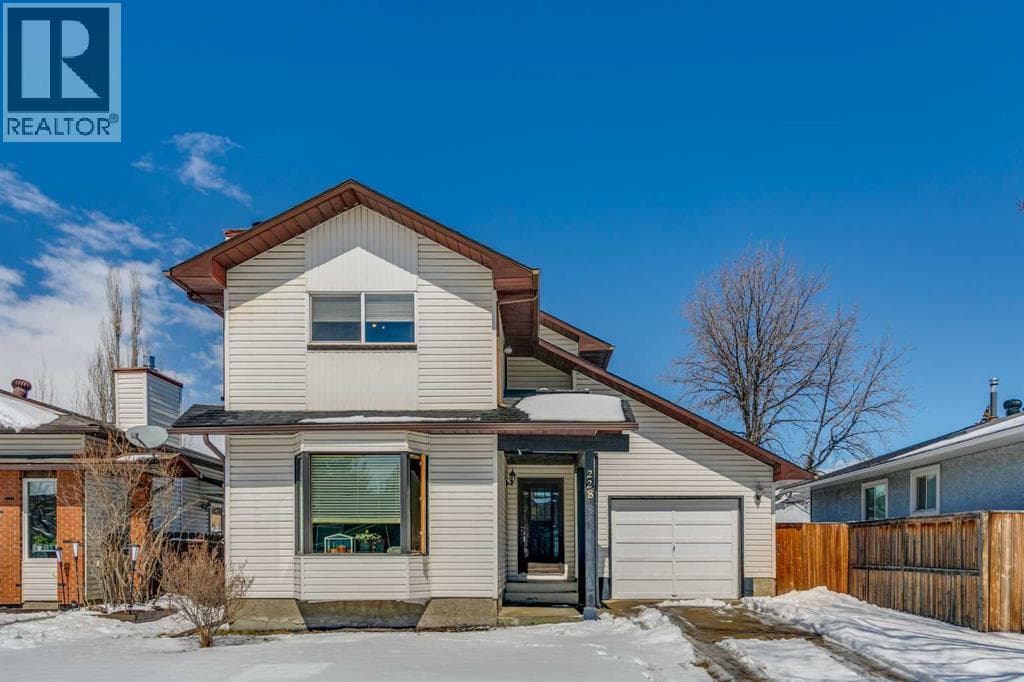 228 Marquis Place SE