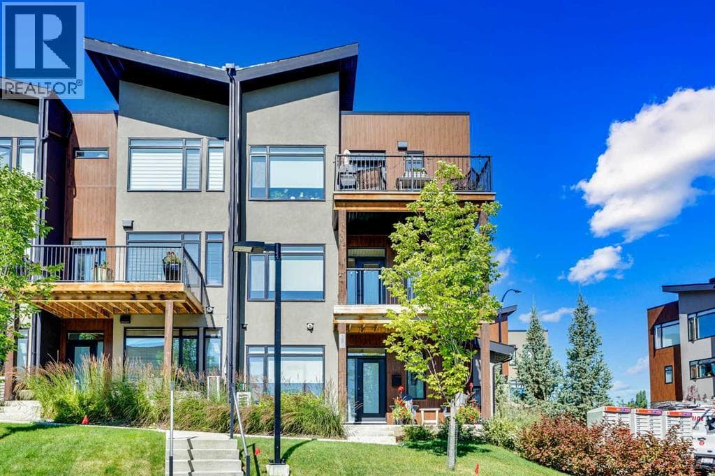 19 Royal Elm Green NW