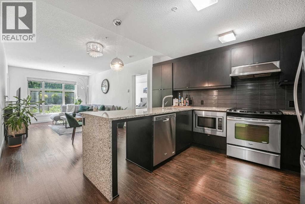111, 25 Aspenmont Heights SW