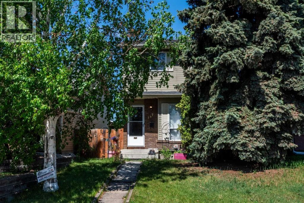 167 Erin Mount Place SE