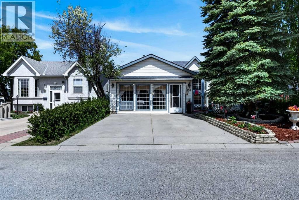 159 Fresno Place NE