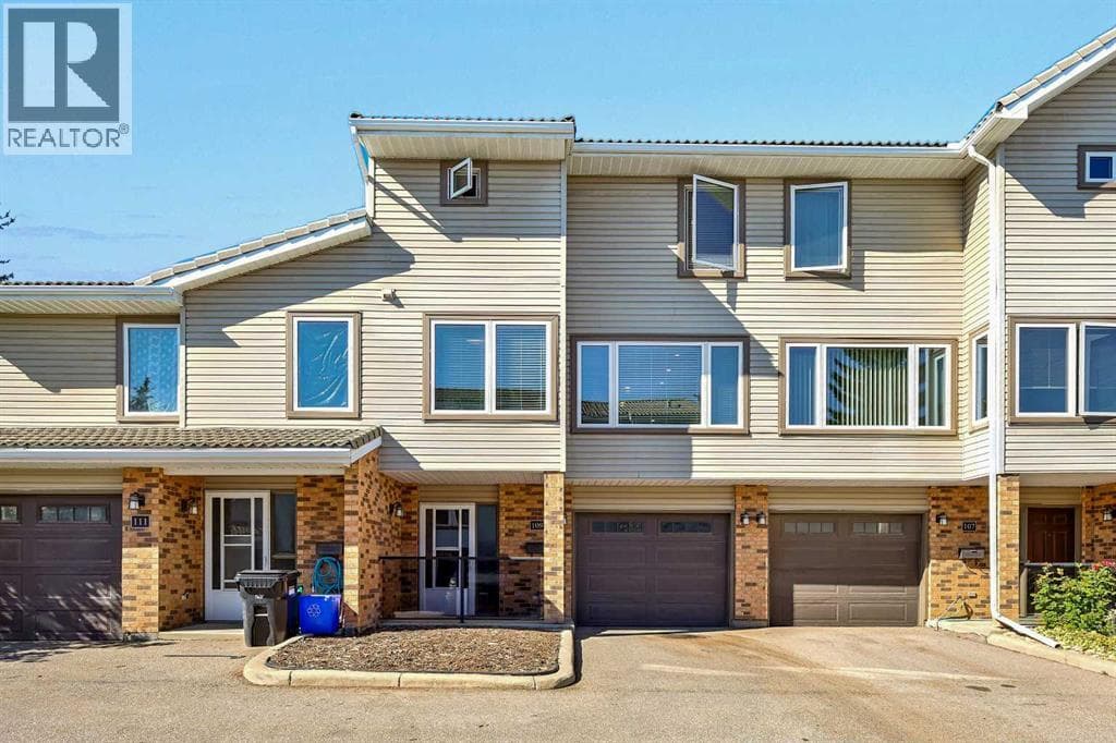 109 Coachway Lane SW