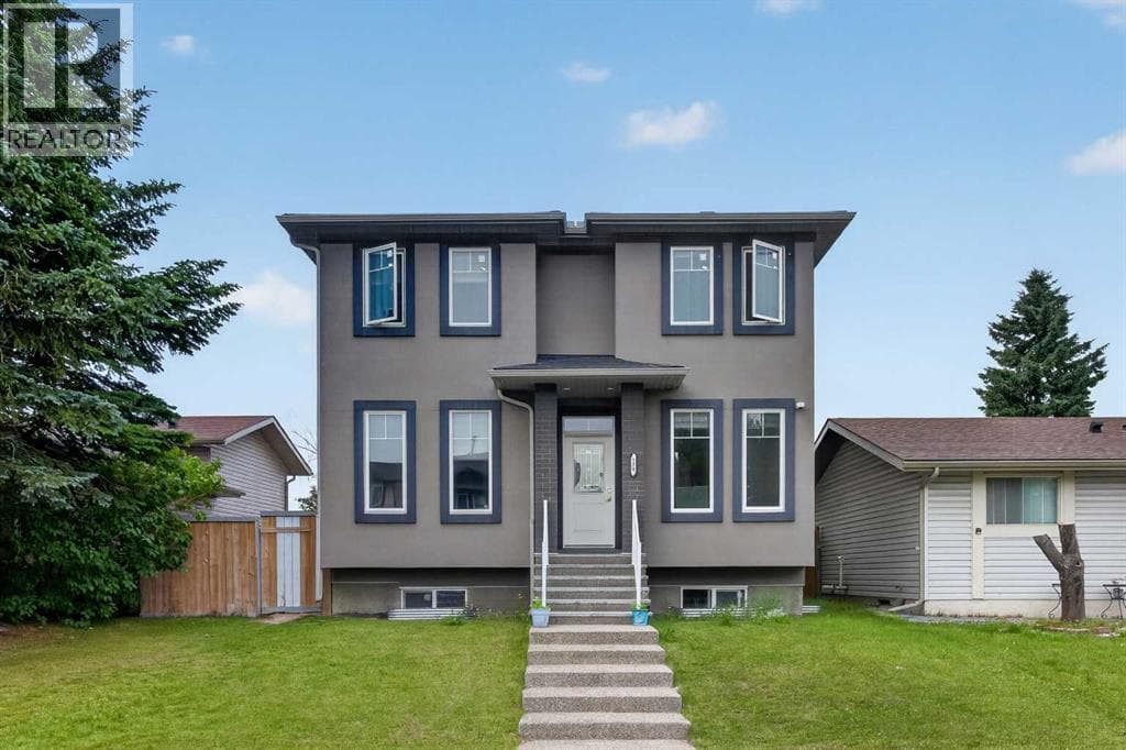 120 Castlegrove Road NE