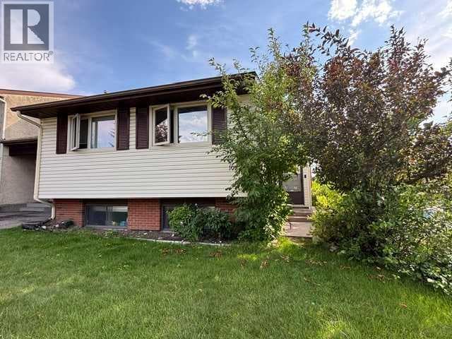 107 Silvergrove Road NW